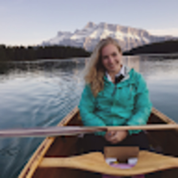 Meet your Posher, Danielle - Picture 1 of 1